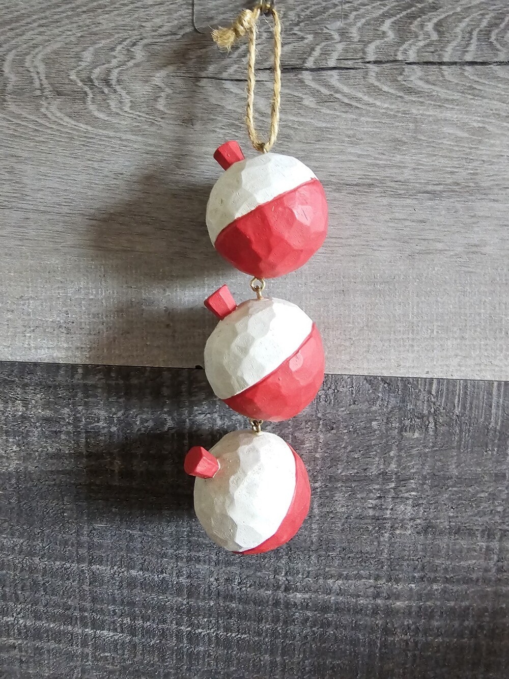 Red & White Floats Wood Wall Decor Man Cave Fisherman's Decor Ornament G23e